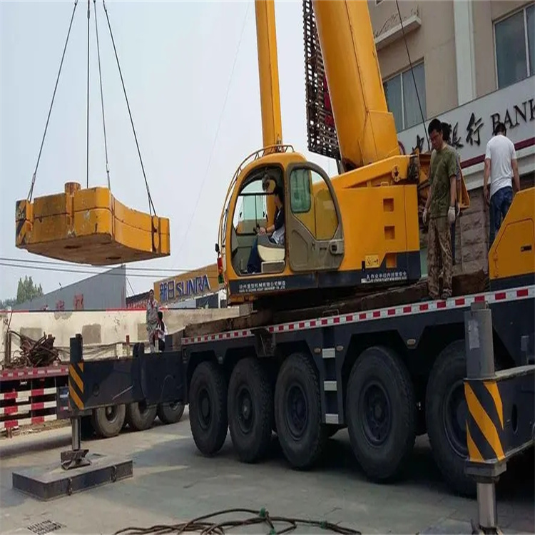 昭觉当地吊车出租|机器吊装|75吨|工厂搬迁服务